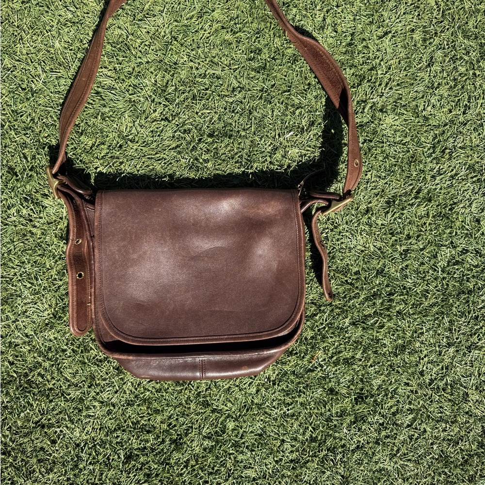 ✨ Coach Patricia's Legacy crossbody bag. Vintage